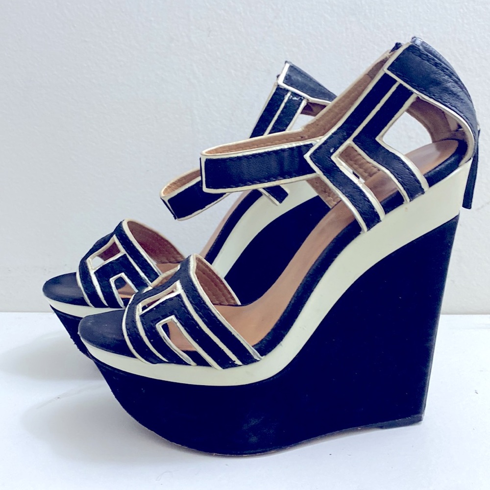 Lamb heels
